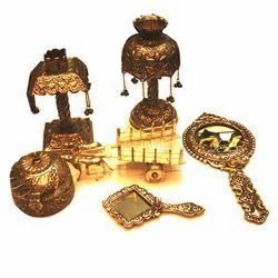 White Metal Handicrafts Color White Finish Polished Design Intricately Designed Intended Use Storing Small Items Or - Amit Handicraft - India