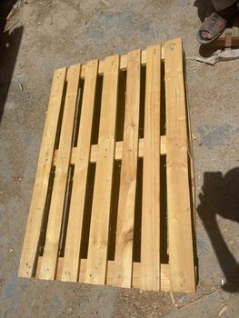 wooden pallets Dubai - Najm al Sharaq carpentery - United Arab Emirates