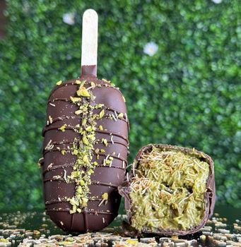 Luxury Dubai Chocolate Ice Cream Bar - Rich and Creamy Frozen Dessert -  CALIPSO POLSKA SP Z OO  - Poland
