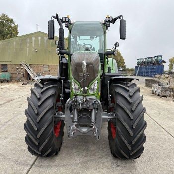 Buy Cheap Price High Efficiency Easy Operation Fendt 724 VARIO Tractors Fast Delivery Premium Quality Wholesale - Smart Agri GmbH - Germany