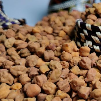 2024 New Crop Ethiopian Origin Desi Chickpeas Premium Quality Bulk Dried Machine Cleaned and Polished Kabuli Type - A.Z TRADING P.L.C - Ethiopia