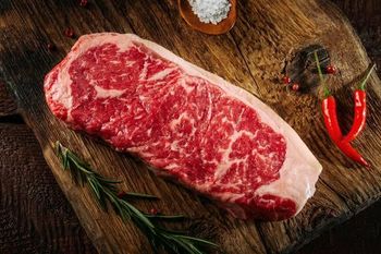 Frozen Premium 340G New York Striploin Italy Black Angus Beef Portioned Meat Box - N.G westen holding B.V - Netherlands
