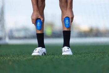 Cross Mini Shin Guards - Blue Custom Football Protective Gear Leg Protection Shin Guards Soccer Shin Pads - Nc Isa Industry and Trade Company - China