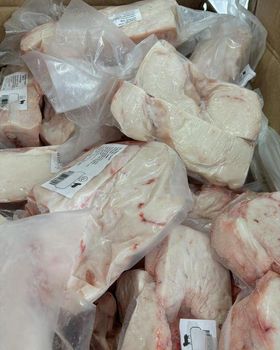 Fresh Halal Frozen Lamb/Sheep Tail Fat Grade A, Aa+, a Condition Well Cleaned Halal Certification Halal Processing Method Processed - jg food gmbh - Germany