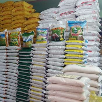 Royal Rice Jasmine Rice Riz Packing 1kg 5kg Long grain white Rice 5% wholesale in Vietnam riz au jasmin Whatsap 0084 989 322 607 - Sunrise Ins Group - Vietnam
