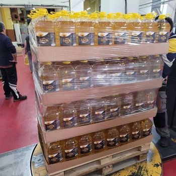 100% Refined Sunflower Oil – Wholesale Sunflower Oil, 100% Pure & Natural Refined Sunflower Vegetable Oil, Premium Quality, Food Grade, Healthy Cooking Oil, Bulk Supply for Export and Commercial Use – product photo, Refined Vegetable Oil products found from trusted suppliers, wholesalers, manufacturers & exporters Listing