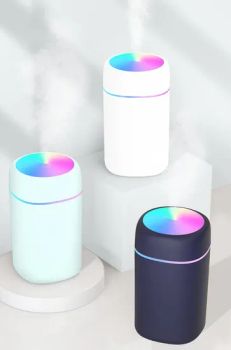 Portable 330ml Humidifier Air Humidifier Trademark SPC Power Type USB Usage Home, Car Model NO. BJS01 Power DC5V / 2W Certification - Shinningpc Industrial Co., Ltd. - China