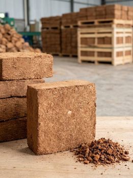 Premium Cocopeat Block 5 kg – Super Low EC - Loka Cipta Internasional - Indonesia
