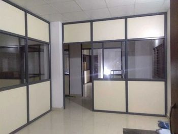 Aluminium Partitions, Slim Profile, Infill Material: Glass Usage Office Glass Type Clear Frame Color Black Glass Thickness 12 - RD Construction - India