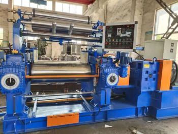 Rubber Two Roll Mill Open Mixing Machine for Rubber Raw Material - Nanjing Geekung Hydraulic Machinery Co., Ltd. - China