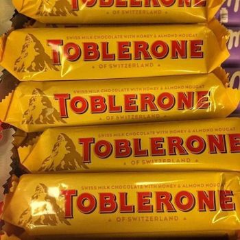 Premium Quality Toblerone Chocolate Bar with Signature Triangular Pieces Delicious Creamy Taste - PLANETE COMMERCE - France