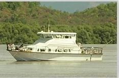 Valeth Sea Hawk High Speed Planing Boats Beam Length 4.0, 4.25 & 5.0m Sleeping Capacity 8, 10 & 12 Maximum Speed Up To 45 - Valeth Hightech Composites Pvt. Ltd. - India