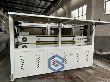 Smart Plastic Profile Haul off Machine for Energy-Saving Extrusion - Nantong Bogda Machinery Technology Co., Ltd. - China