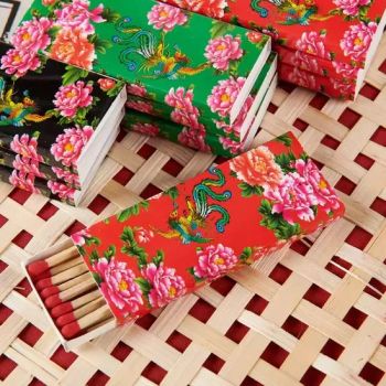 2025 New Christmas Factory Match Box Custom Match Stick Cigar Candle Scented Wooden with Logo Label Safety Hotel Bulk Matches - Sichuan Yelan International Trade Co., Ltd - China