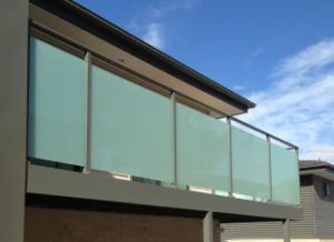 Rocky Terrace Glass Railing System U Channel Glass Fence Trademark Rocky Color Customized HS Code 70072900 Function Decorative - QINGDAO ROCKY GROUP CO., LTD - China