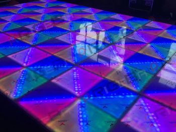 Rigeba 1X1m LED Dance Floor for Stage Wedding Party Lighting Color Whiter Usage Indoor Material Iron Gray Level 256 Pixel Pitch 10 - Guangzhou Geliang Lighting Technology Co., Ltd. - China