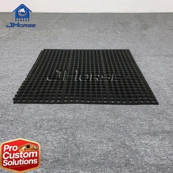 Horse Stable Rubber Mat Customized Solid Horse Racing Equipment - Hebei Donwel Metal Products CO., LTD - China
