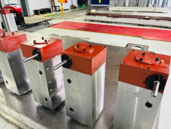 Custom-Built Press Brake Hydraulic Cylinder with Precision Machined Components - Yuhua Machinery Co., Ltd - China