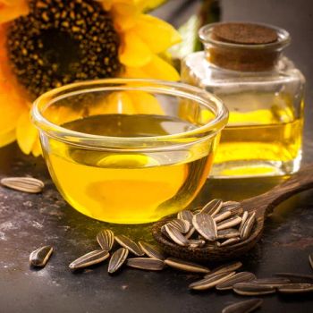 Bulk Sunflower Oil Supply for Industrial and Food Applications from NISUKI(THAILAND)CO.,LTD Bulk Sunflower Oil Supply for Industrial and Food Applications - NISUKI(THAILAND)CO.,LTD - Thailand