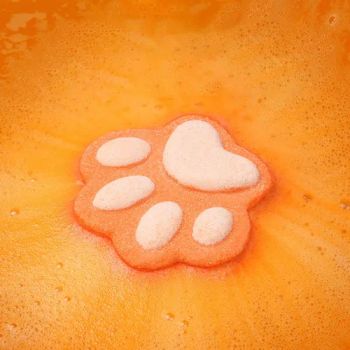 Pet Bath Balls for Cats and Dogs Deodorant Stay Bath Salt Explosion Ball - Guangzhou Taihe Energy Co., Ltd - China