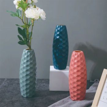 Imitation Ceramic Crafts Vase Plastic Vase for Flower Arrangement - Fuzhou Yifan Environmental Art Development Co., Ltd. - China