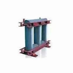 Distribution Transformer Core Finish Fine Design Compact Frequency 50/60hz Service Life Longer Material Silicon - Arkay Electronic Systems - India