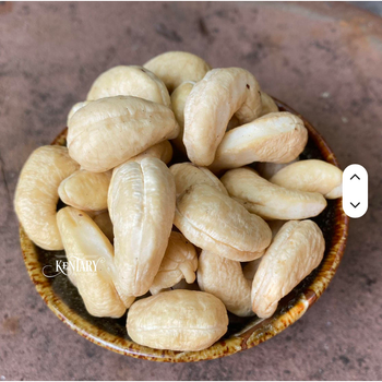 Best Price Whole Kernel Cashew Bulk Packing 100% Natural Delicious Cashew Nut kaz - AZU EMOBILITY LLC - Canada