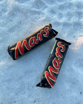 Mars Chocolate Bar Wholesale Supplier Premium Quality Sweet Chocolate Snacks Fast Delivery with Free Shipping Worldwide from PLANETE COMMERCE Mars Chocolate Bar Wholesale Supplier Premium Quality Sweet Chocolate Snacks Fast Delivery with Free Shipping Worldwide - PLANETE COMMERCE - France