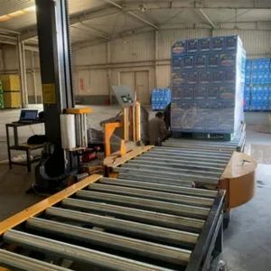 High Efficient Stretch Film Mobile Packing Machine for Manual Vertical Pallet Online Wrapping Machine with Lift Membrane Frame - Huanyu (Shandong) Intelligent Equipment Co., Ltd. - China