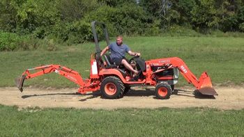 Low Price Kubota B23 Loader Backhoe Tractor Fast Delivery from MASI TRADING GMBH Low Price Kubota B23 Loader Backhoe Tractor Fast Delivery - MASI TRADING GMBH - Germany