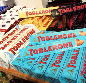 Order Toblerone Milk Chocolate Candy Bars with Honey and Almond Nougat 20 x 3.52 oz Bars Perfect Chocolate Treat - PLANETE COMMERCE - France