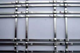 Stainless Steel 304316 Square Curtain Wall Profile 6M Max Powder Spraying HXMesh 5588 - Anping County Dinghe Wire Mesh Co., Ltd. - China