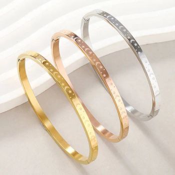 Wholesale Italian Charm Design Brand Gold Bangles Jewelry Bracelet Moon Star Bangle - Putian Chengqiu Hui Trading Co., Ltd. - China