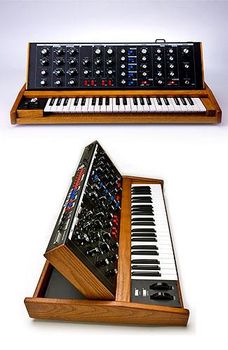 Moog Minimoog Voyager Old School 100% Analog Synth / 44keys in box,new // - Electronics online E-Store - United States