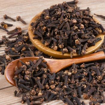 Premium Quality Whole Cloves for Wholesale – Carefully Selected Dried Cloves for Spice Distribution, Food Manufacturing, Health Products, Tea Blends, Oil Extraction, Global Export, Private Labeling, Flexible Packaging Options, and Fast Delivery - agroturaspzoo - Poland