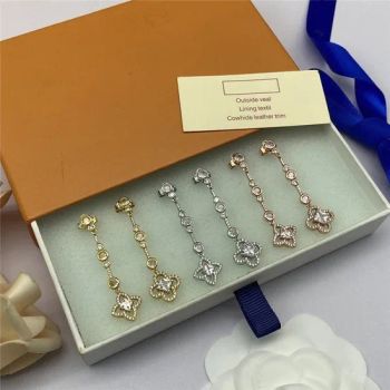 Letter D Earrings Crystal Earrings S925 Silver Post Earring Fashion Jewelry Gift for Women - Quanzhou and Xuxing Trading Co., Ltd. - China
