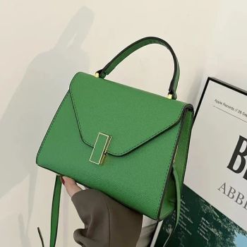 Elegant Female Chain Shoulder Messenger Luxury Tote Crossbody Bags for Women University Women Tote Bags - Shenzhen Worthsource Trading Co., Ltd - China