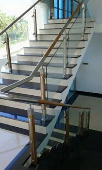 Silver Stairs Stainless Steel Staircase Railing, For Residential - National Steel Craft - India