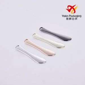 Luxury Golden Silver Facial Face Blackhead Remover Stainless Steel Makeup Spoon Metal Cream Spoon Cosmetic Spatula - Shaoxing Shangyu Yakin Packaging Co., Ltd. - China