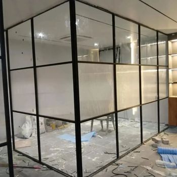 Alum in ium Partition Work, On Site, in in dia Durability Durable Material Aluminium Weight Lightweight Type Of Location On - Alpha Decor - India