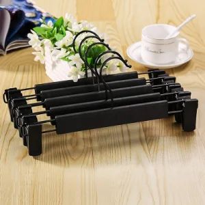 Wholesale Quality Laminated Bottom Laundry Underwear Plastic Pant Hanger T-Shirt Skirt Dress Clip Garment Hangers - Guilin Sumanda Trading Co., Ltd. - China