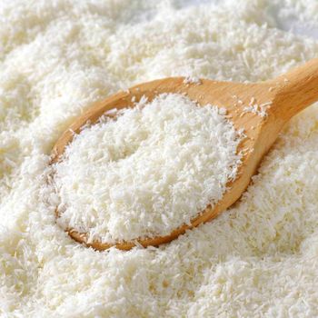 Desiccated Coconut Form Flakes, Grated, Other, Whole Degree of Processing Dried, Fresh, Other - MEME GROUP COMPANY LTD - Cameroon