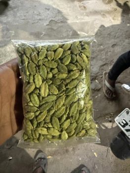 Green Cardamom -8mm from SUN EXIM INDIA Green Cardamom -8mm - SUN EXIM INDIA - India