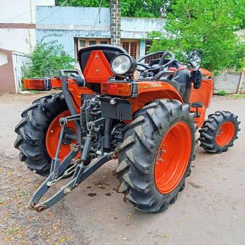 Kubota B2441 Red Farming Tractor 3 Cylinder Engine Advanced Power Steering 4x4 Drive 4WD Best Market Price - Smart Agri GmbH - Germany