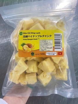 Frozen pineapple chunks Texture Chunks Temperature -18C Packaging 500gr bag Place of Origin Vietnam Storage Temperature -18c - HAO QUANG COCONUT ONE MEMBER COMPANY LIMITED - Vietnam
