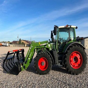 New Fendt 514 Vario Tractor Heavy Duty 4WD Diesel Engine Smart Farming System Suitable for Large Scale Farms Projects from Smart Agri GmbH New Fendt 514 Vario Tractor Heavy Duty 4WD Diesel Engine Smart Farming System Suitable for Large Scale Farms Projects - Smart Agri GmbH - Germany