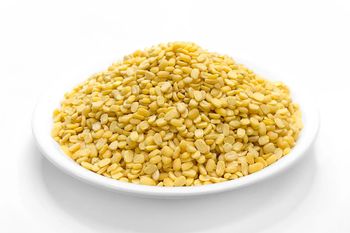 Wholesale Bulk Dry Natural Delicious AD Dried Yellow Split Mung Bean Moong Dal Grade Sunari Alliance 10kg Punjab Origin - TRADECENTRIC LLC - United States