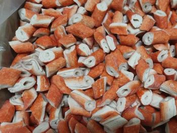 Good Quality Crab Sticks Frozen Seafood Surimi Crab Sticks Type Crab Origin China Model NO. wr HS 1604209990 Trademark - Xiamen Yangzhen Import and Export Co., Ltd - China