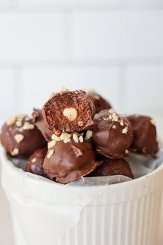 Ferrero Rocher – Partnering for Unforgettable Gift Experiences - Mutlu Et Mustafa - France