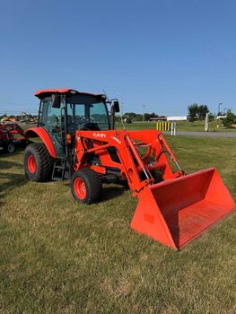 Kubota M4-071 Utility Tractor 73 HP 4WD Agricultural Machine With Strong Hydraulic Performance For Sale from Smart Agri GmbH Kubota M4-071 Utility Tractor 73 HP 4WD Agricultural Machine With Strong Hydraulic Performance For Sale - Smart Agri GmbH - Germany